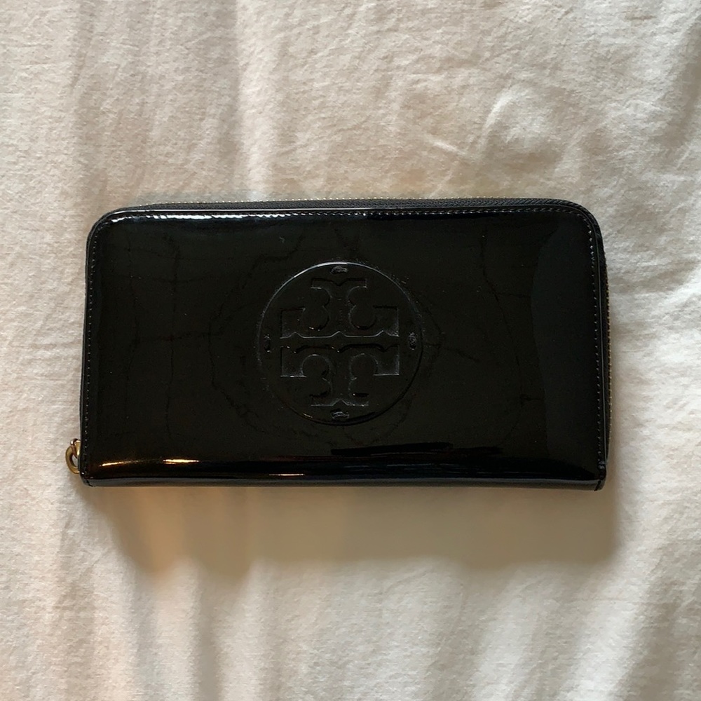 Tory Burch Patent Leather Wallet